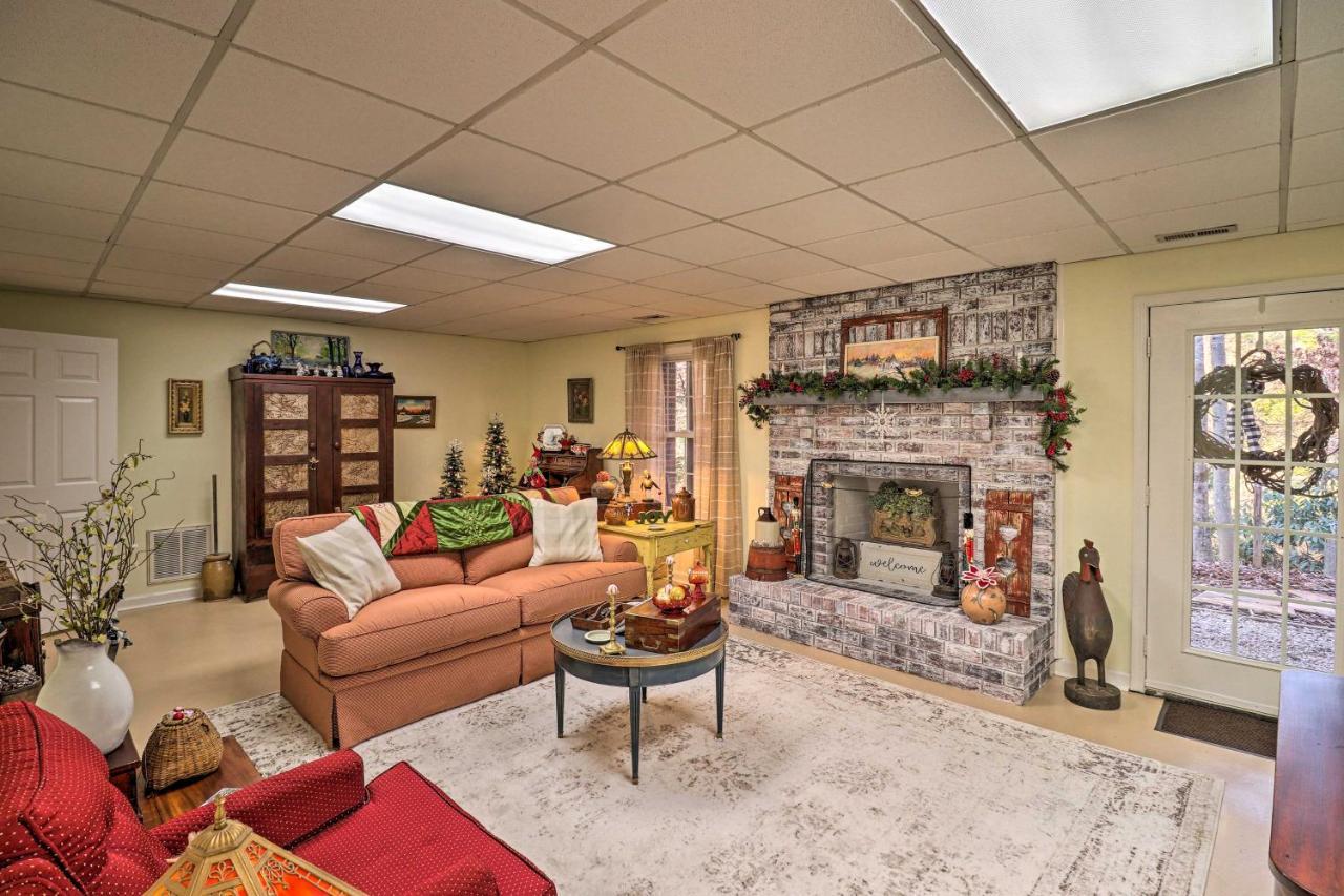 Private Hendersonville Hideaway With Fire Pit! Exteriör bild