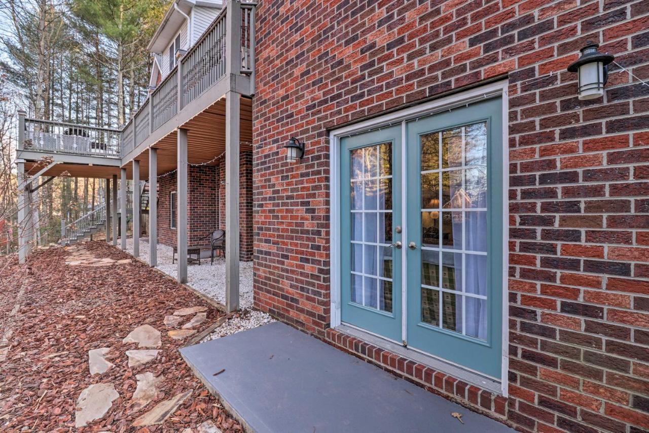 Private Hendersonville Hideaway With Fire Pit! Exteriör bild