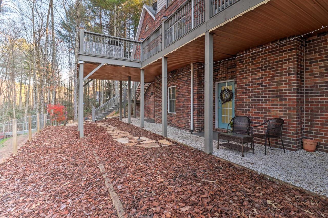 Private Hendersonville Hideaway With Fire Pit! Exteriör bild